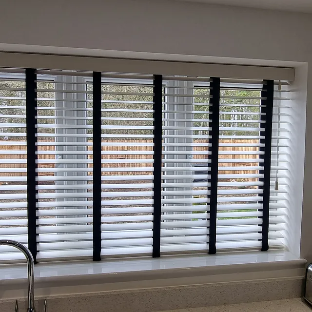 venetian blinds