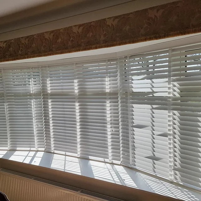 Blinds in a bay window